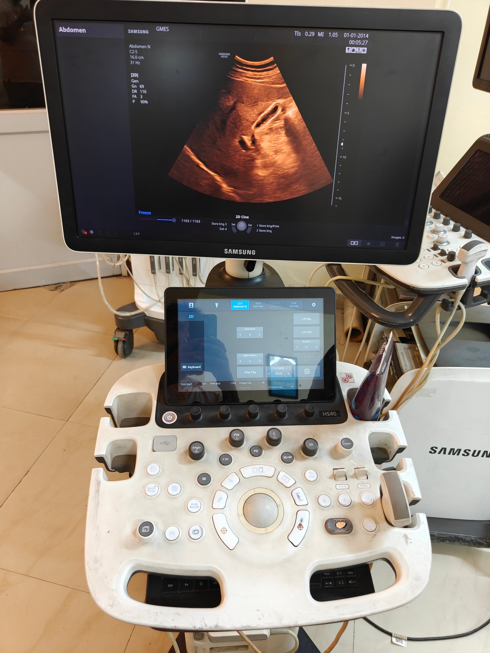 Good Condition SAMSUNG HS40 (2019) image 3
