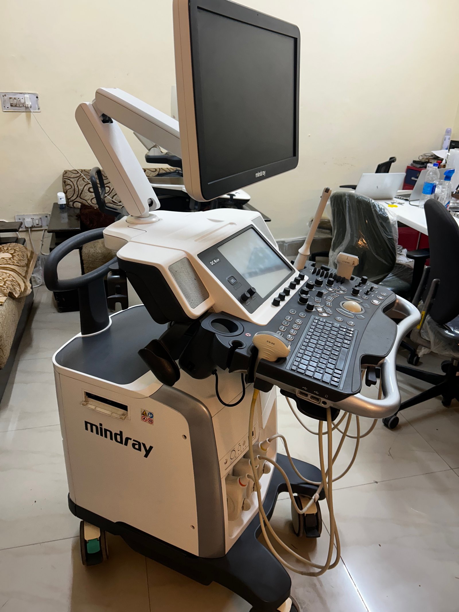Excellent Mindray DC-8 Exp (2018) image 2