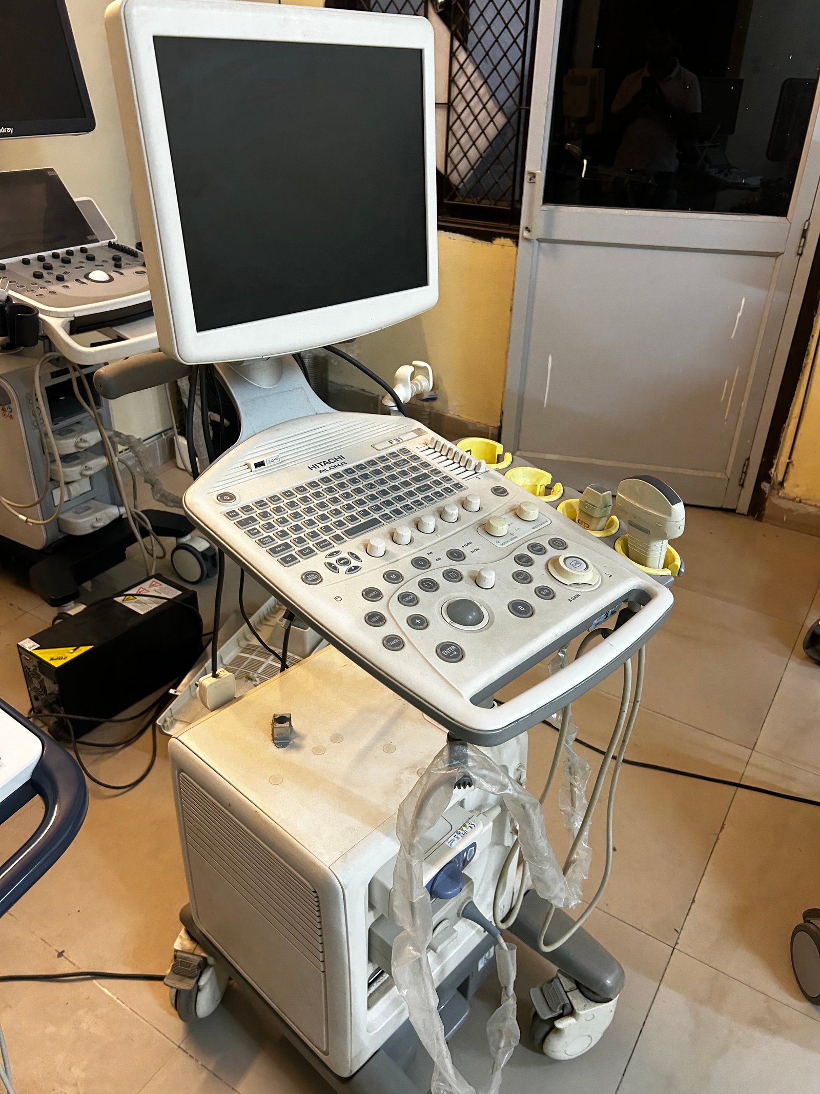 Excellent HITACHI ALOKA PROSOUND F31 (2018) image 2